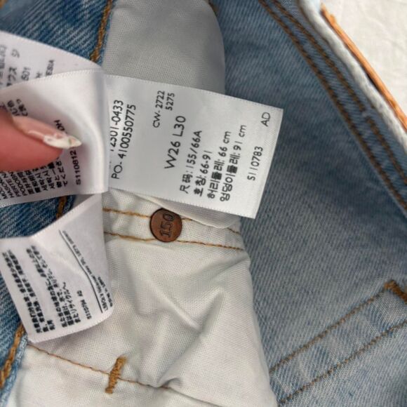 LEVI'S Distressed Straight 501 Sz 4 Women's Blue Jeans Flower MultiPatch Detail - Picture 2 of 2